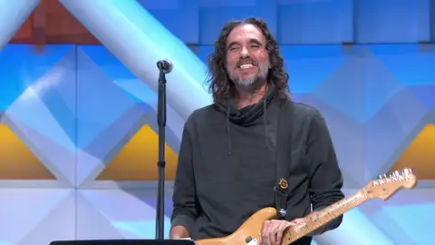 Las risas de la banda de La ruleta de la suerte al cantar por Isabel Pantoja: “Lo mismo nos da” Las risas de la banda de La ruleta de la suerte al cantar por Isabel Pantoja: “Lo mismo nos da”