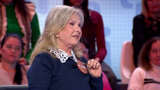 El secreto del colgante que María Jesús y su acordeón luce en Pasapalabra: “Me lo regaló mi padre” El secreto del colgante que María Jesús y su acordeón luce en Pasapalabra: “Me lo regaló mi padre”