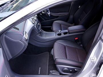 Imagen de archivo de un coche