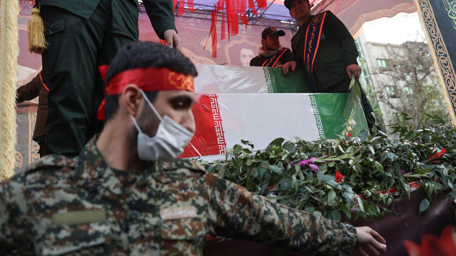 Irán cobra a las familias 1.500 dólares por las balas que mataron a sus seres queridos en las protestas