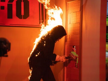 La garra de Willy B&aacute;rcenas para atravesar las puertas de fuego 