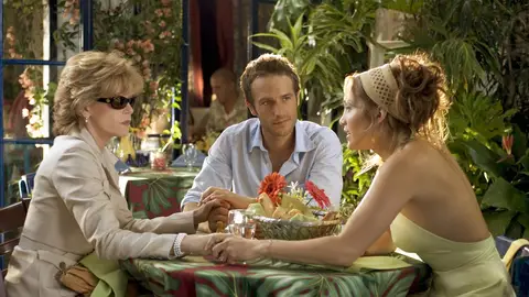 Michael Vartan y Jennifer Lopez en Si te casas... te mato Michael Vartan y Jennifer Lopez en Si te casas... te mato