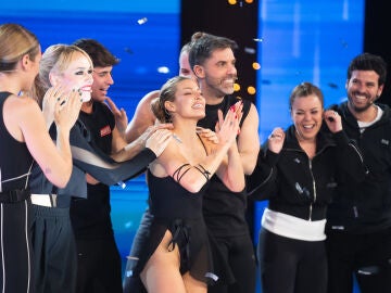 La ganadora de la noche ha sido Jessica Goicoechea (enlace a Jessica Goicoechea gana la segunda gala de El Desaf&iacute;o y dona su premio a una asociaci&oacute;n de animales: &ldquo;Para m&iacute; son algo muy especial&rdquo;) con los tres dieces del jurado tras su impresionante coreograf&iacute;a a&eacute;rea. La concursante ha decidido donar el premio a una asociaci&oacute;n de animales. 