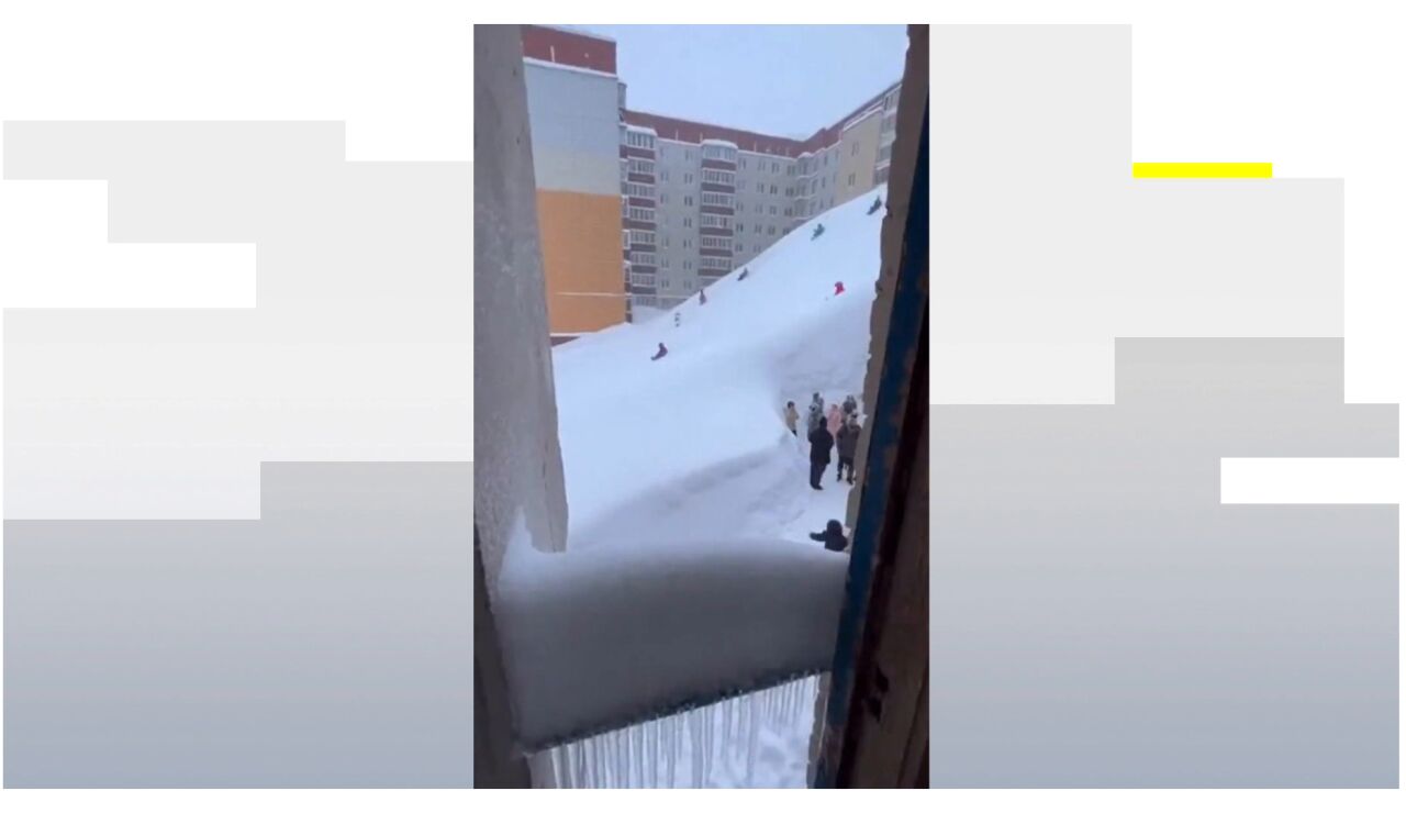 Una gran nevada sepulta la pen&iacute;nsula rusa de Kamchatka al noreste del pa&iacute;s