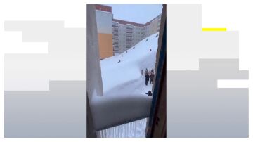 Una gran nevada sepulta la pen&iacute;nsula rusa de Kamchatka al noreste del pa&iacute;s