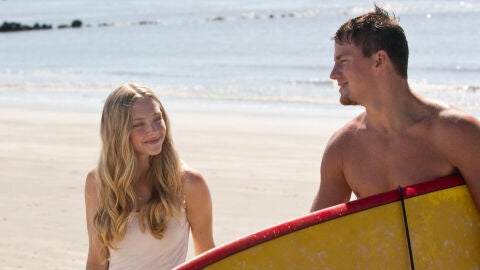 Amanda Seyfried y Channing Tatum en Querido John