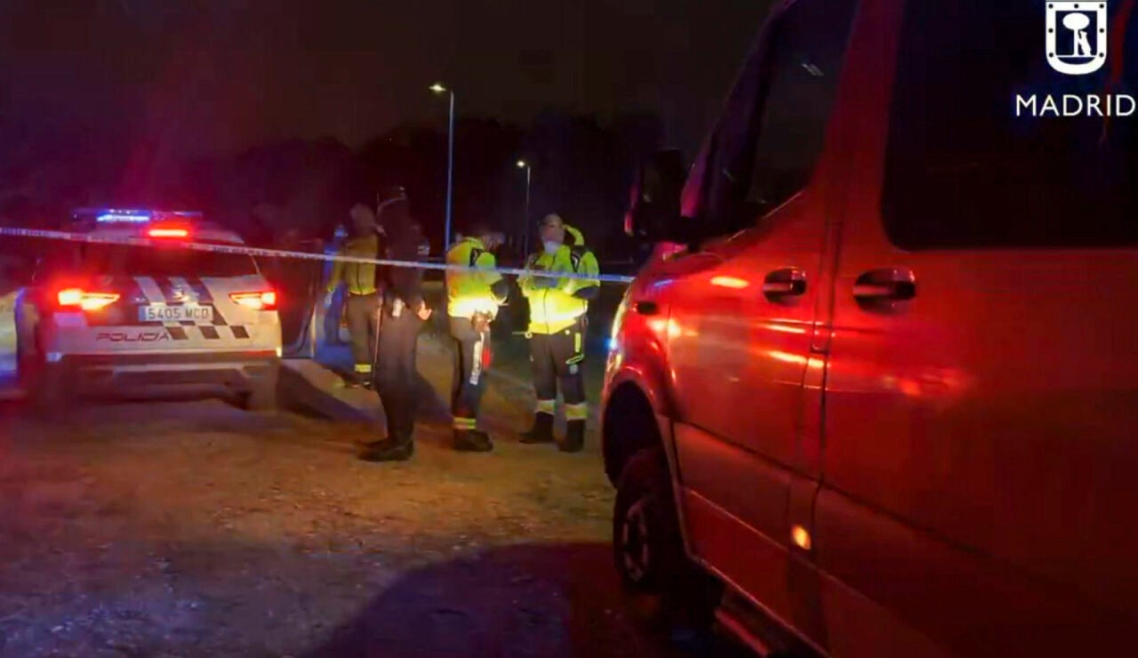 Un hombre apu&ntilde;ala en el cuello a su expareja en el barrio de Usera, Madrid