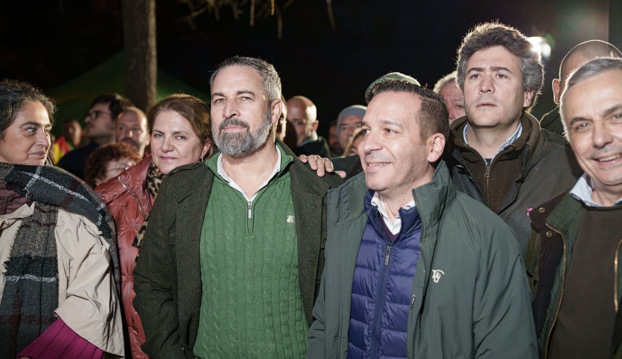 El presidente de VOX, Santiago Abascal y el candidato a la Presidencia de Extremadura, &Oacute;scar Fern&aacute;ndez Calle 