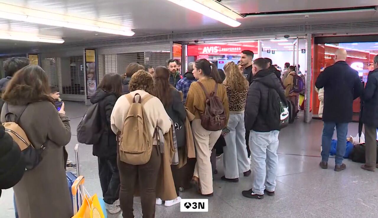 Madrid despliega apoyo psicol&oacute;gico y sanitario en Atocha tras el descarrilamiento mortal en C&oacute;rdoba