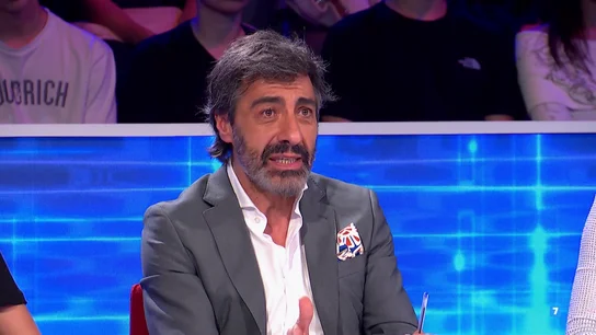 Juan del Val lanza una pregunta a la dirección de El Desafío Juan del Val lanza una pregunta a la dirección de El Desafío