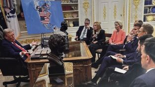 Una de las im&aacute;genes retocadas con Inteligencia Artificial publicadas por Donald Trump