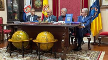 'El vaiv&eacute;n del Array&aacute;n', la nueva novela de Juli&aacute;n Arribas