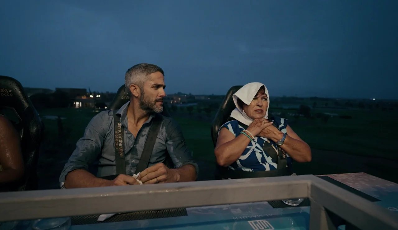 Roberto Leal y Mercedes sufren en su experiencia gastronómica más aterradora: “Lo he pasado muy mal”