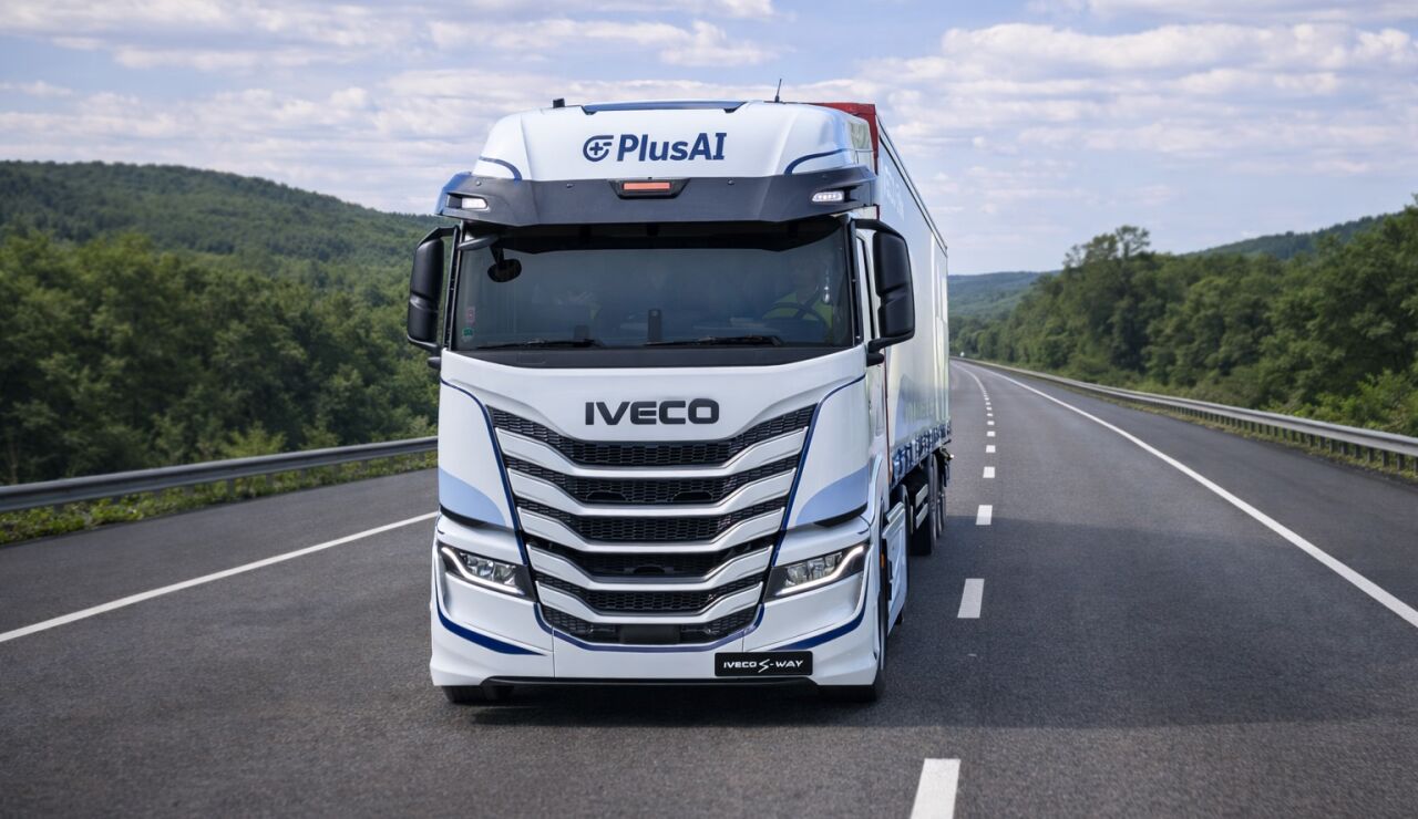 La conducci&oacute;n aut&oacute;noma sube de peso: Ya se instala en los camiones