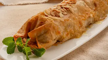 "Un postre sencillo y muy fácil de elaborar": strudel de pera de Eva Arguiñano "Un postre sencillo y muy fácil de elaborar": strudel de pera de Eva Arguiñano