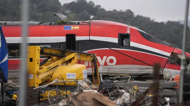 Puente: hubo dos llamadas del maquinista del Iryo en 3-4 minutos y el choque se dio en menos de 9 segundos Puente: hubo dos llamadas del maquinista del Iryo en 3-4 minutos y el choque se dio en menos de 9 segundos