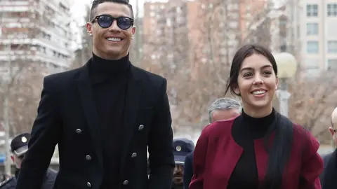 Cristiano Ronaldo y Georgina Rodríguez Cristiano Ronaldo y Georgina Rodríguez