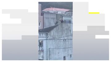 El pederasta V&aacute;zquez Pati&ntilde;o intenta agredir a un agente en Galicia