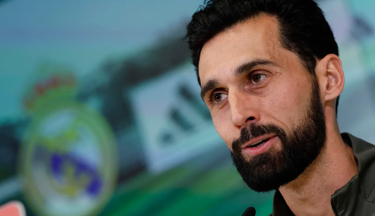 Arbeloa en rueda de prensa en la Ciudad Deportiva de Valdebebas