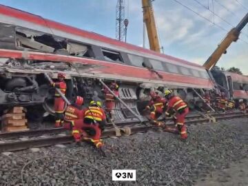 El Gobierno defiende su respuesta ante la tragedia de Adamuz y el PP le acusa de generar confusi&oacute;n y miedo
