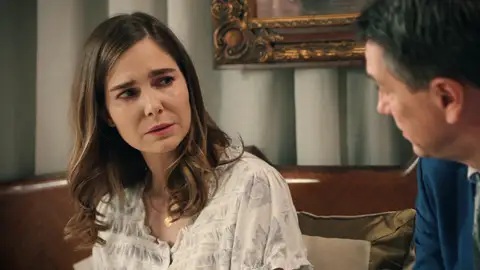 “¿Para qué sigues fingiendo que estás enamorado de tu mujer?”: Begoña está harta de disimular con Gabriel “¿Para qué sigues fingiendo que estás enamorado de tu mujer?”: Begoña está harta de disimular con Gabriel