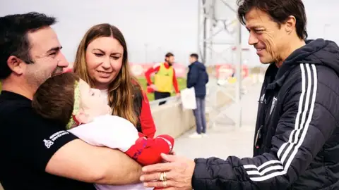 Álvaro, el niño con una mutación genética que une a Sevilla y Betis por una buena causa Álvaro, el niño con una mutación genética que une a Sevilla y Betis por una buena causa