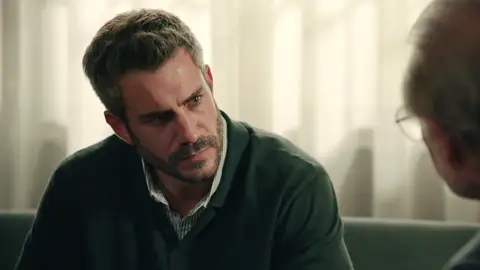 “Yo no quiero que vaya a la cárcel”: Damián anima a Andrés a denunciar a María, pero él se resiste “Yo no quiero que vaya a la cárcel”: Damián anima a Andrés a denunciar a María, pero él se resiste