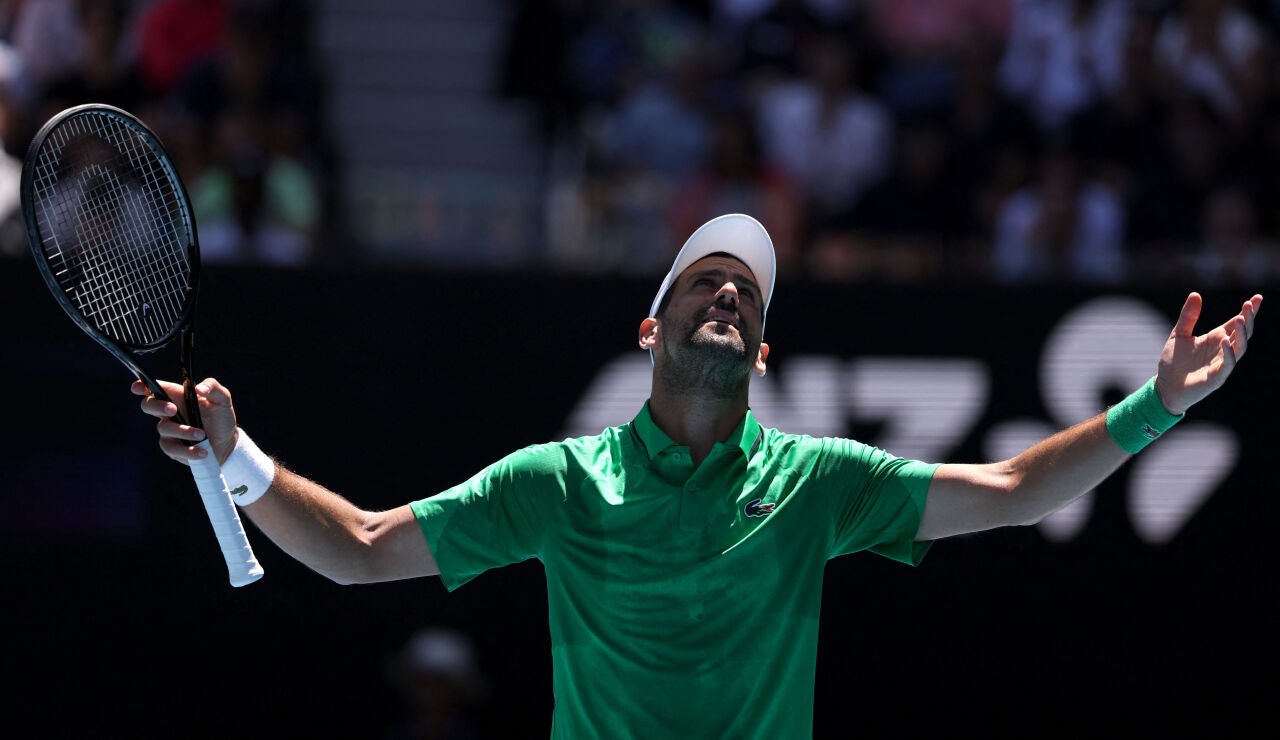 Novak Djokovic, en su partido de segunda ronda del Open de Australia ante Francesco Maestrelli