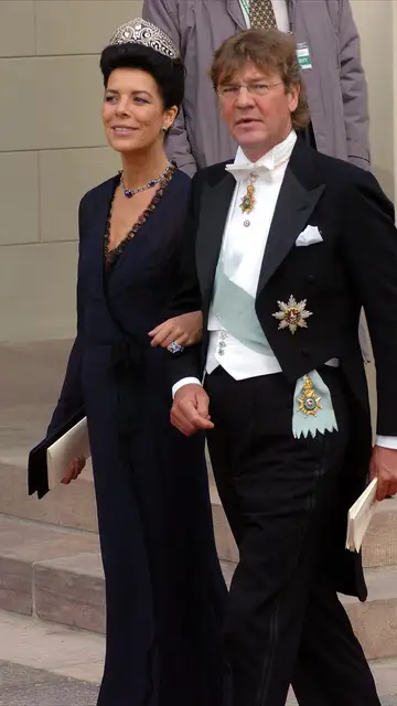 Carolina de Mónaco y Ernesto de Hannover Carolina de Mónaco y Ernesto de Hannover