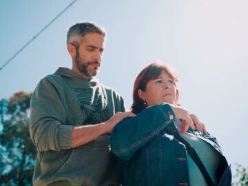Roberto Leal y Mercedes