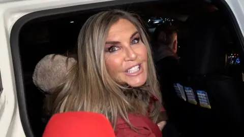 Susana Uribarri Susana Uribarri