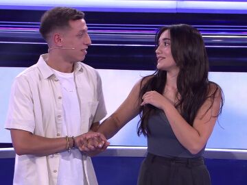 Omar y Miriam, concursantes de Atrapa un mill&oacute;n