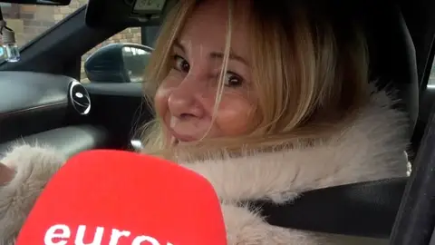 Ana Obregón atendiendo a los medios Ana Obregón atendiendo a los medios