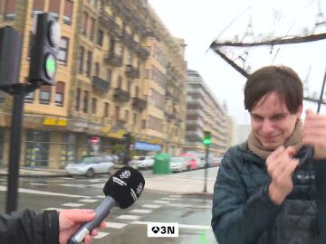 Mejora la red viaria tras el temporal, pero persisten cortes y avisos por oleaje y nieve