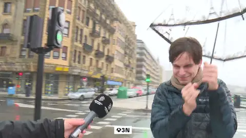 Mejora la red viaria tras el temporal, pero persisten cortes y avisos por oleaje y nieve Mejora la red viaria tras el temporal, pero persisten cortes y avisos por oleaje y nieve