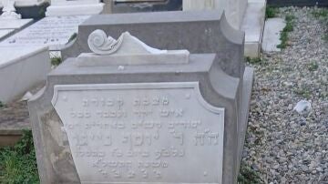 La Comunidad Jud&iacute;a Espa&ntilde;ola exige "firmeza frente al antisemitismo" tras el ataque a un cementerio jud&iacute;o de Barcelona