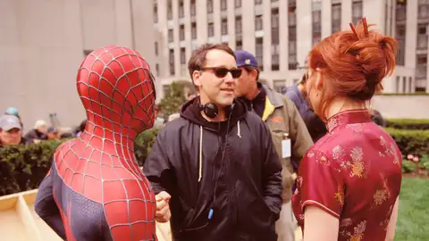 Sam Raimi dirigiendo Spider-Man (2001) Sam Raimi dirigiendo Spider-Man (2001)