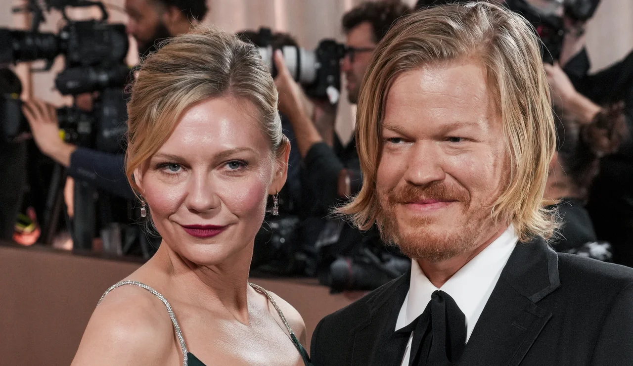 Kirsten Dunst y Jesse Plemons