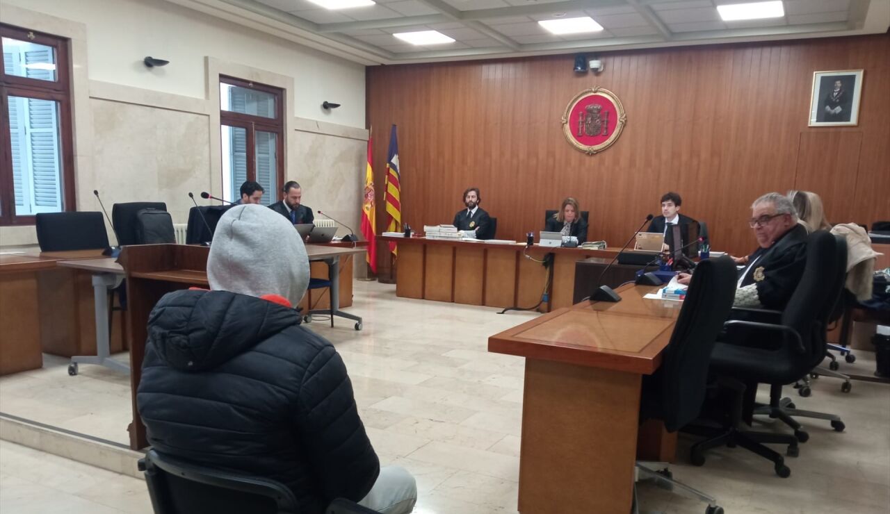 El detenido declarando