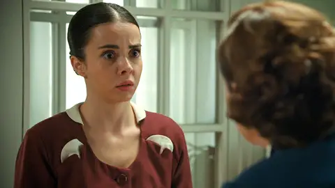 Manuela explota y se enfada con Manuela explota y se enfada con