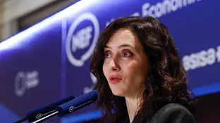 La presidenta de la Comunidad de Madrid, Isabel Díaz Ayuso durante el desayuno informativo celebrado este lunes en Madrid La presidenta de la Comunidad de Madrid, Isabel Díaz Ayuso durante el desayuno informativo celebrado este lunes en Madrid
