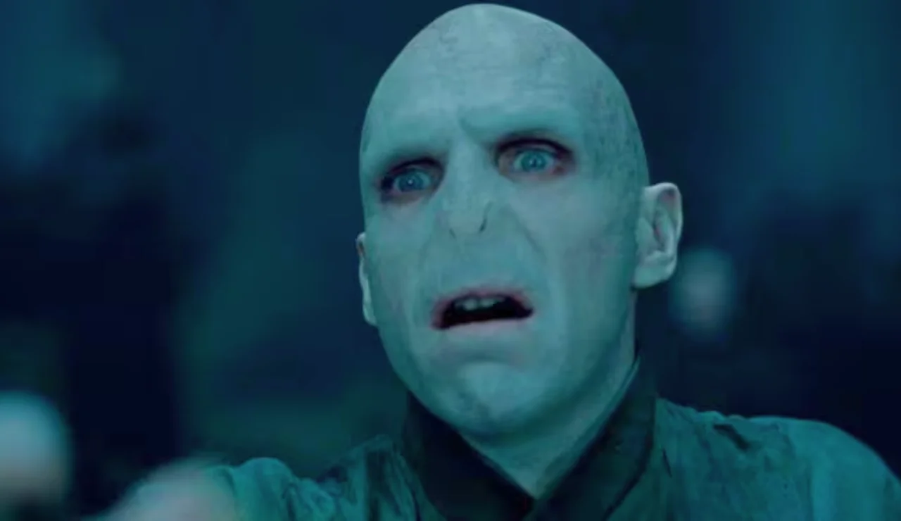 Lord Voldemort, por Ralph Fiennes