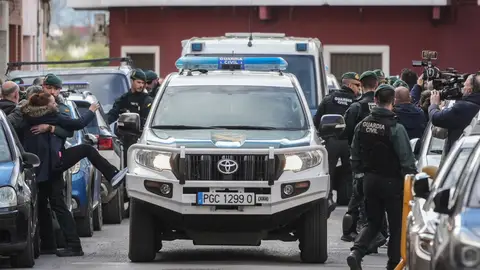 Llegada a declarar al juzgado del hombre que confesó el crimen del menor de 13 años, amigo de su hijo Llegada a declarar al juzgado del hombre que confesó el crimen del menor de 13 años, amigo de su hijo