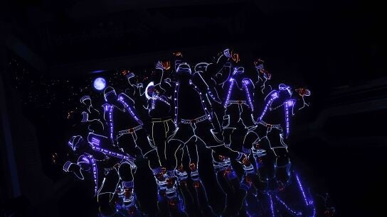 Marron trae a El Hormiguero un espect&aacute;culo &uacute;nico: Light Balance y su espectacular show art&iacute;stico