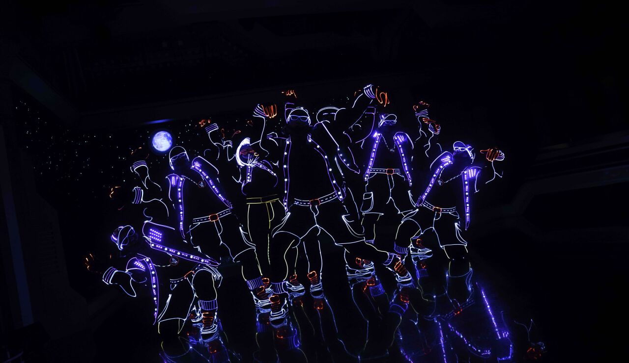 Marron trae a El Hormiguero un espect&aacute;culo &uacute;nico: Light Balance y su espectacular show art&iacute;stico