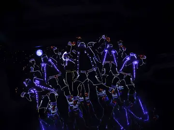 Marron trae a El Hormiguero un espectáculo único: Light Balance y su espectacular show artístico Marron trae a El Hormiguero un espectáculo único: Light Balance y su espectacular show artístico