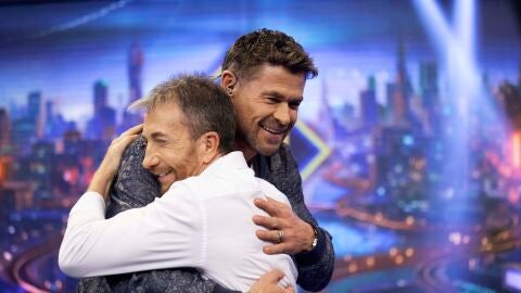 Disfruta de la entrevista completa a Chris Hemsworth en El Hormiguero