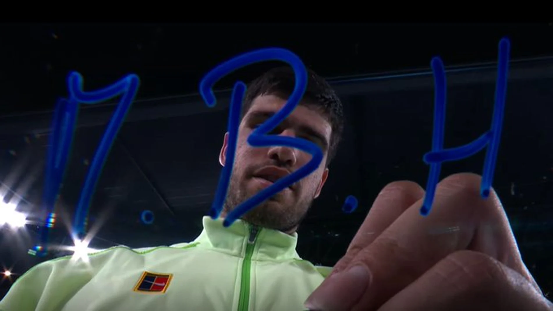 'M.B.H', la firma de Carlos Alcaraz tras ganar a De Miñaur 'M.B.H', la firma de Carlos Alcaraz tras ganar a De Miñaur