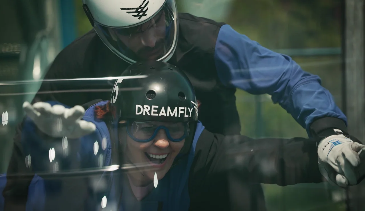 Mercedes supera uno de sus grandes miedos al volar en un túnel de viento