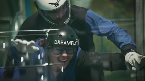 Mercedes supera uno de sus grandes miedos al volar en un túnel de viento Mercedes supera uno de sus grandes miedos al volar en un túnel de viento